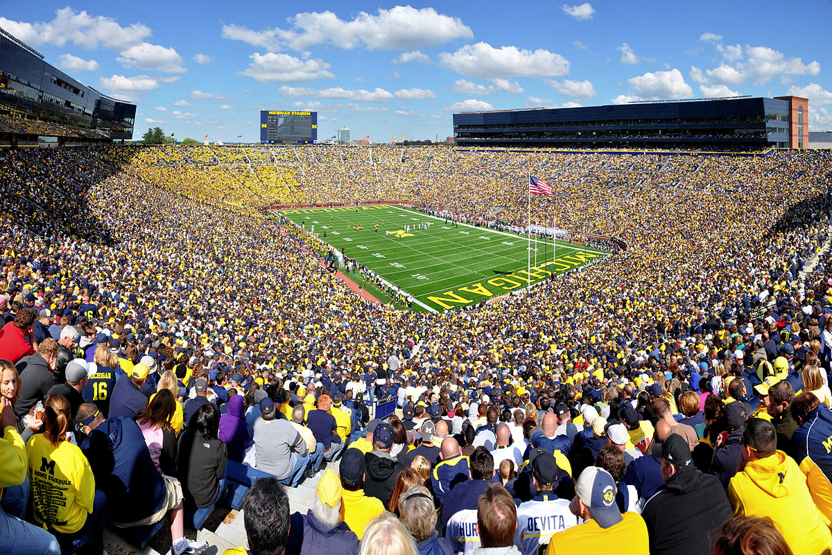 UofM Stadium full